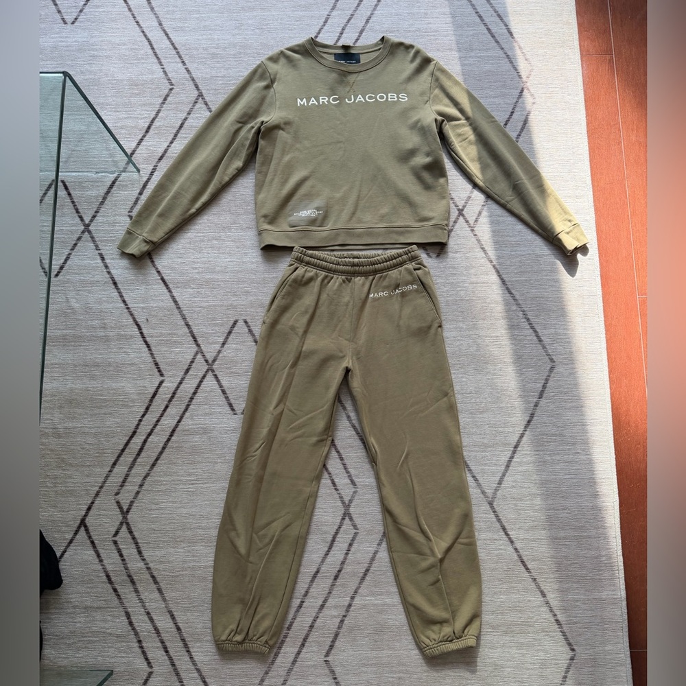 Marc Jacobs Khaki Lounge Set